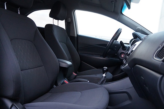 Kia Rio 11 of 18
