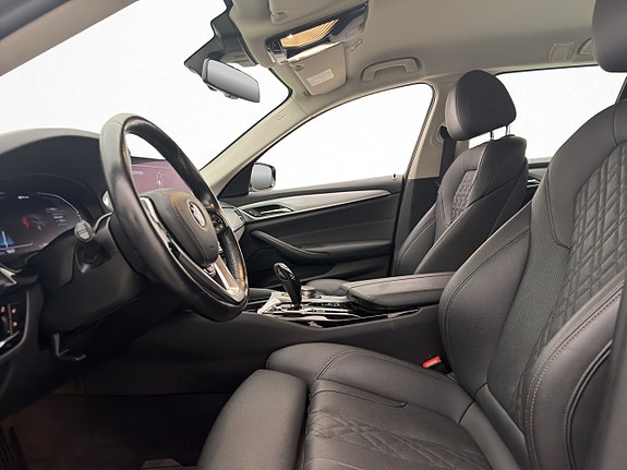 BMW 530e 13 of 30