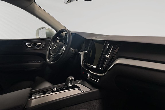 Volvo XC60 6 of 13