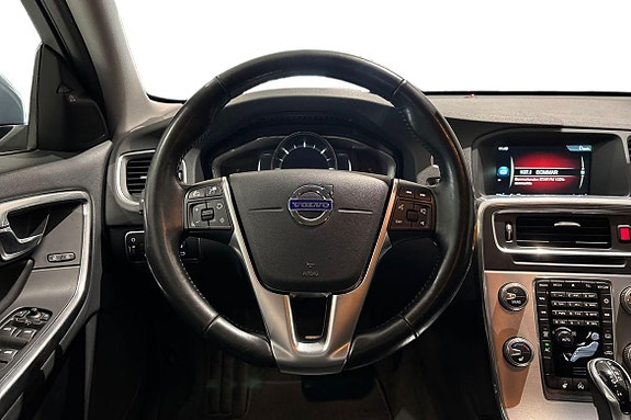 Volvo V60 19 of 30