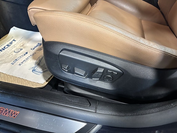 BMW 750i 21 of 27