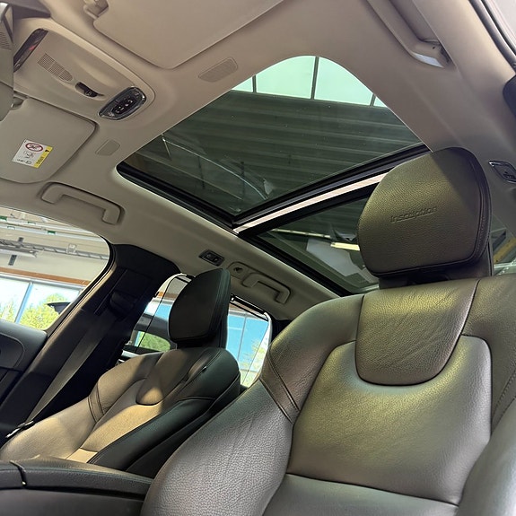 Volvo V90 15 of 15