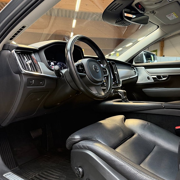 Volvo V90 9 of 15