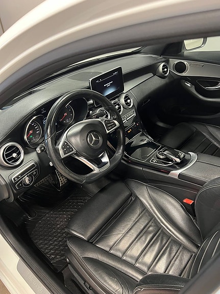 Mercedes-Benz C220 d 22 of 28