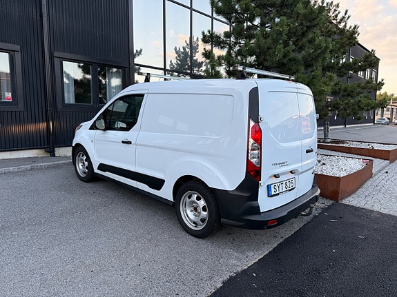 Ford Transit Connect 6 of 15