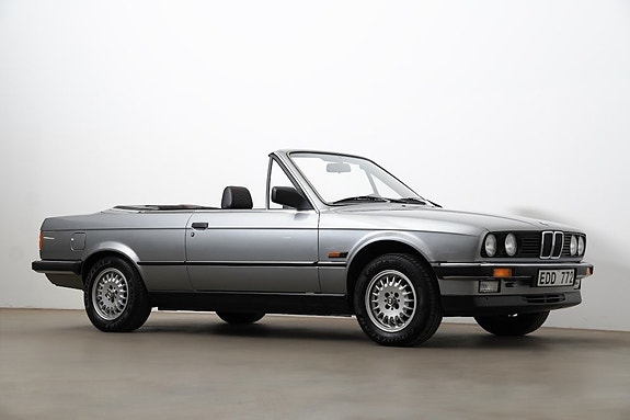 BMW 325i 27 of 30