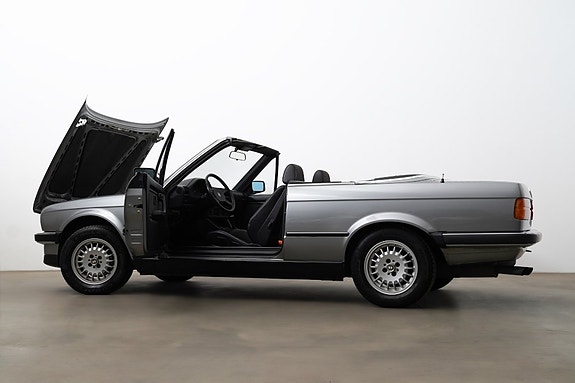 BMW 325i 22 of 30