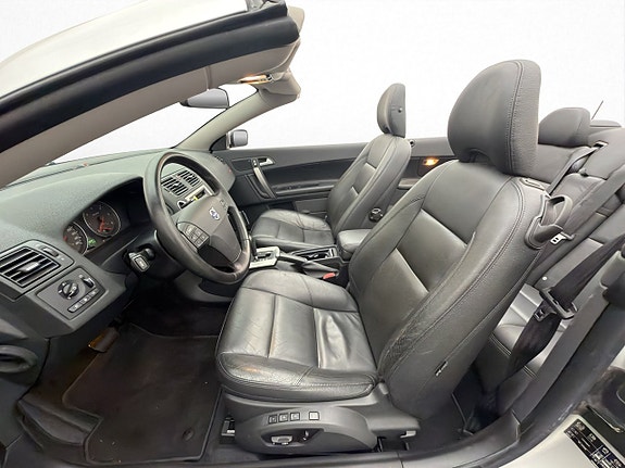 Volvo C70 11 of 24