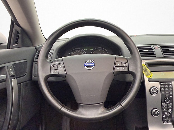 Volvo C70 17 of 24