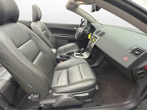 Volvo C70 13 of 24