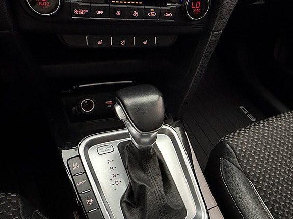 Kia Ceed 25 of 30