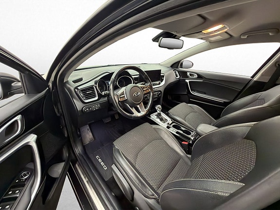 Kia Ceed 11 of 30