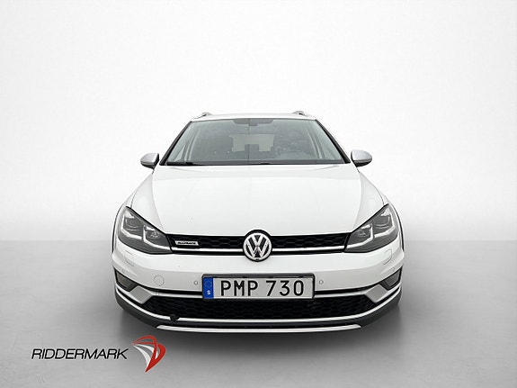 Volkswagen Golf Alltrack 2 of 5