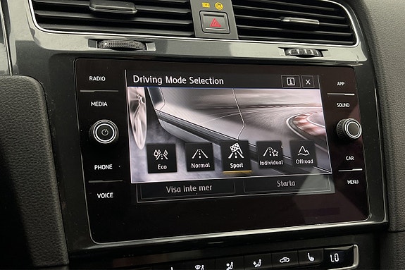 Volkswagen Golf Alltrack 16 of 23