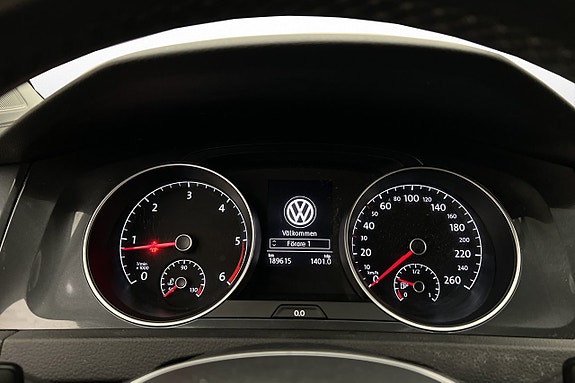 Volkswagen Golf Alltrack 12 of 23