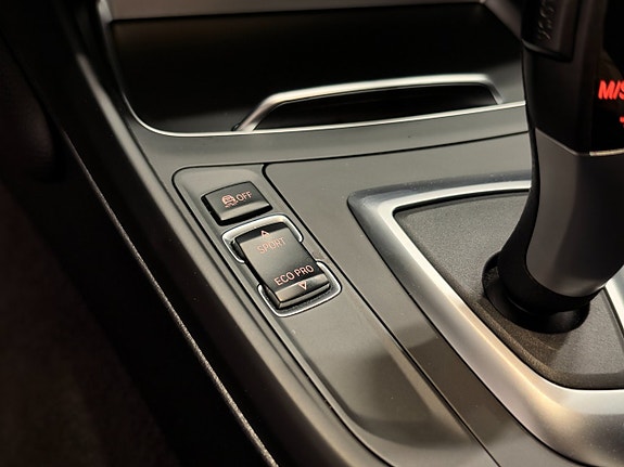 BMW 120d 16 of 20