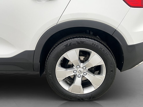 Volvo XC40 29 of 30