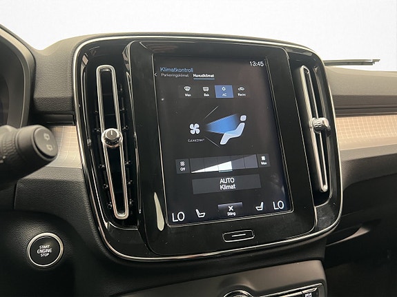 Volvo XC40 20 of 30