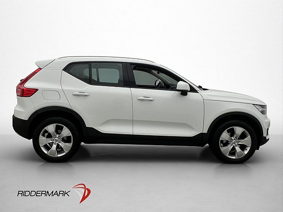 Volvo XC40 9 of 30