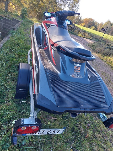 Yamaha VXS 3 of 5