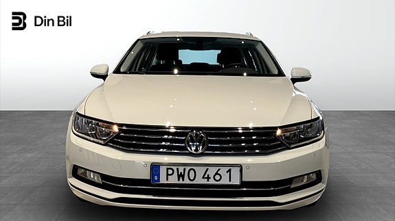 Volkswagen Passat 4 of 5
