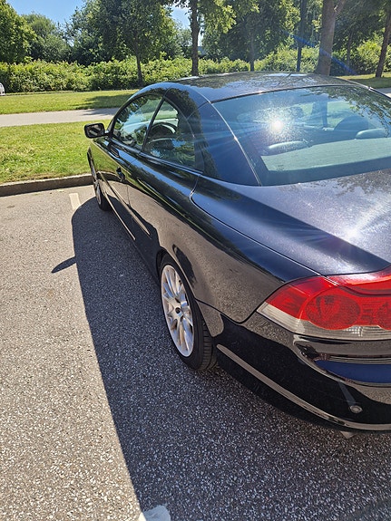Volvo C70 4 of 5