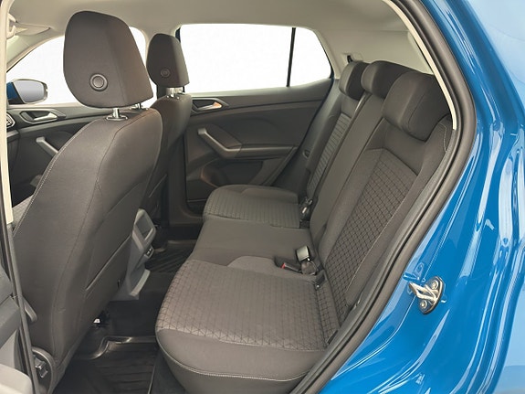 Volkswagen T-Cross 11 of 27