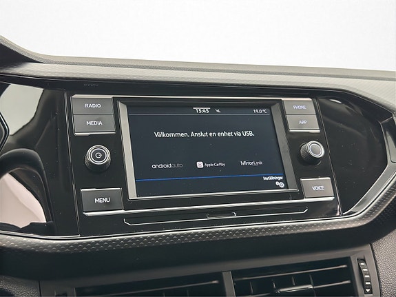 Volkswagen T-Cross 18 of 27