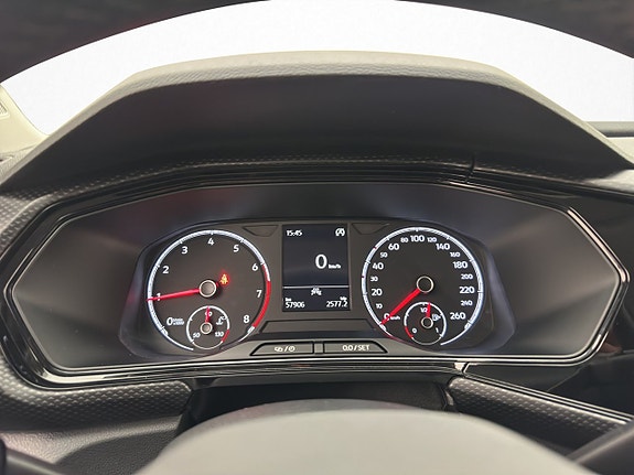 Volkswagen T-Cross 16 of 27