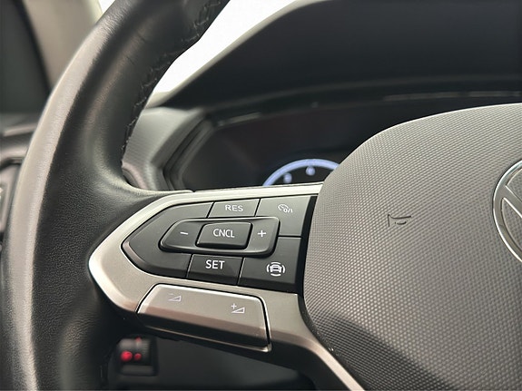 Volkswagen T-Cross 21 of 27