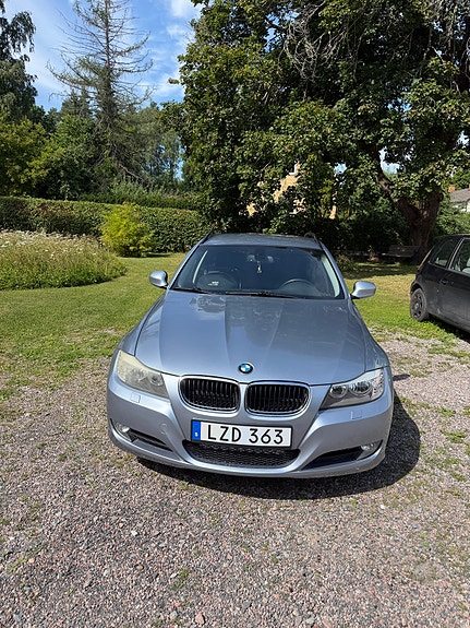 BMW 316i 2 of 5