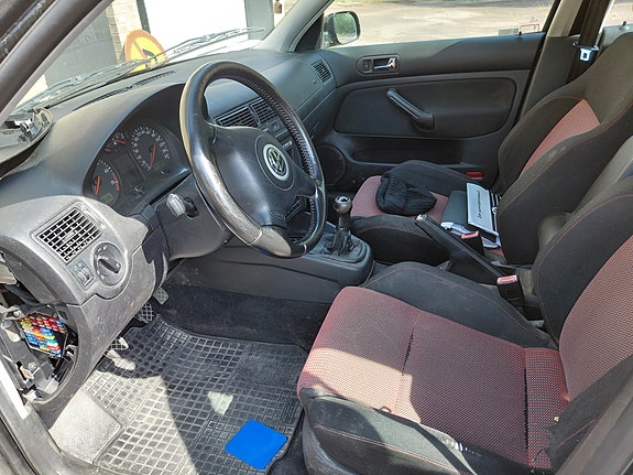 Volkswagen Golf IV 5 of 5