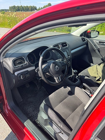 Volkswagen Golf VI 5 of 5