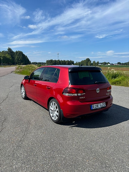 Volkswagen Golf VI 4 of 5