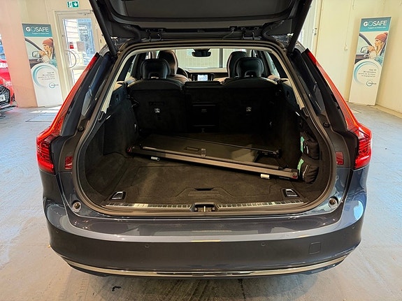 Volvo V90 28 of 30