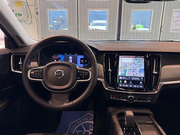 Volvo V90 8 of 30