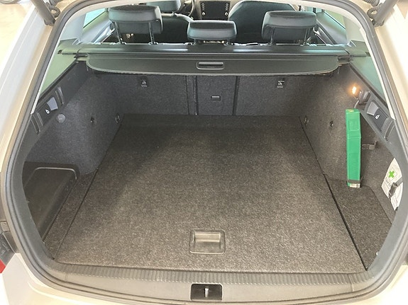 Skoda Octavia 11 of 21