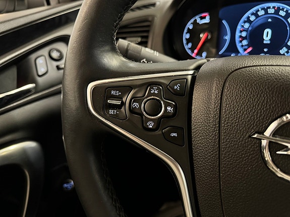 Opel Insignia Country Tourer 9 of 24