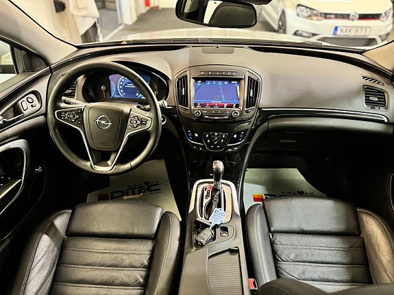 Opel Insignia Country Tourer 11 of 24