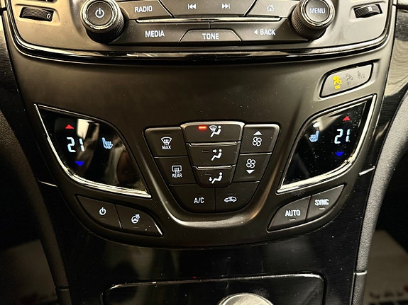 Opel Insignia Country Tourer 13 of 24