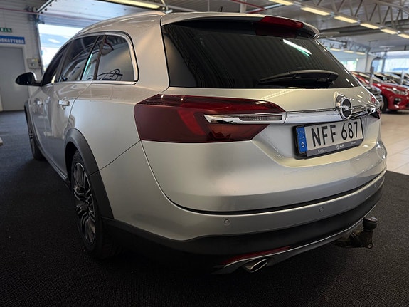 Opel Insignia Country Tourer 5 of 5