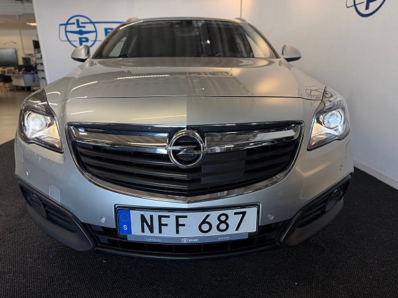 Opel Insignia Country Tourer 6 of 24