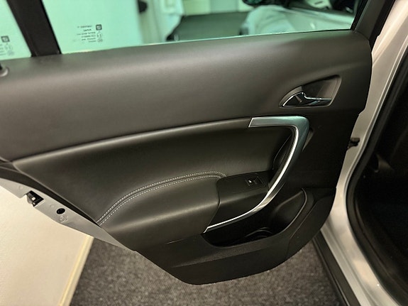Opel Insignia Country Tourer 20 of 24