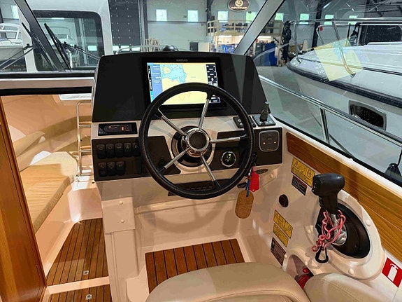 AQUADOR 25 HT | Orust Edition -19 2 of 11