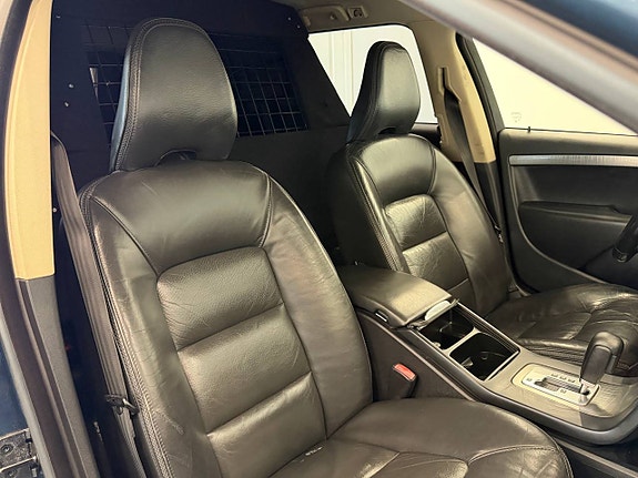 Volvo XC70 11 of 12