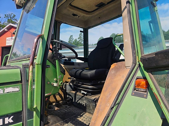 Fendt 311 LSA 10 of 12