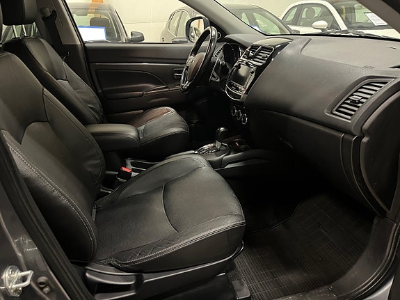 Mitsubishi ASX 8 of 13