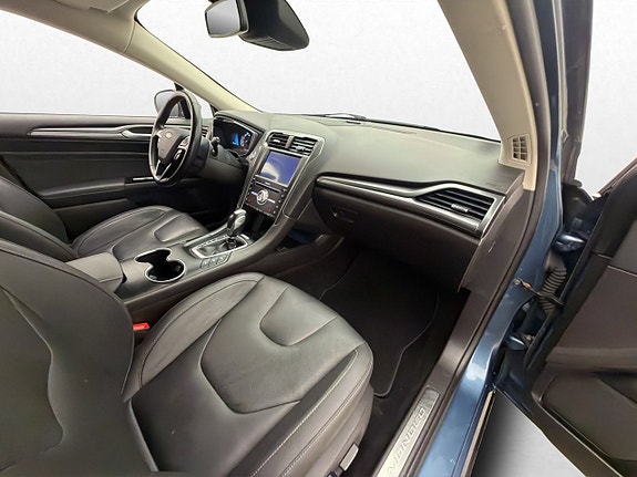 Ford Mondeo 8 of 30