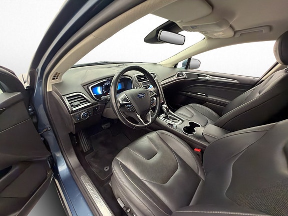 Ford Mondeo 15 of 30