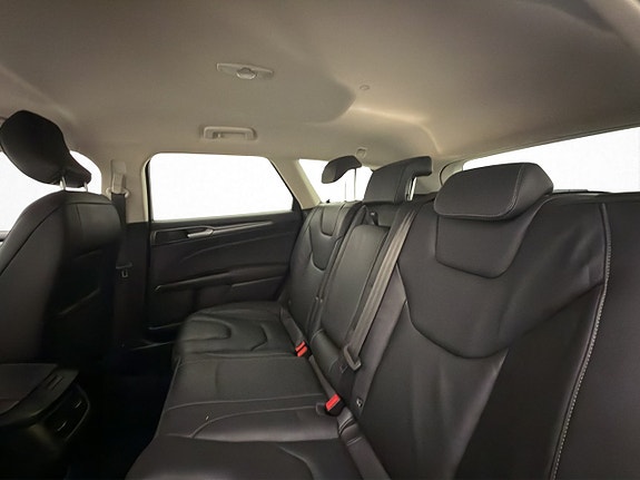 Ford Mondeo 12 of 30